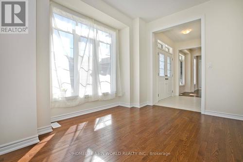 1864 Irish Moss Square, Pickering, ON - Indoor Photo Showing Other Room