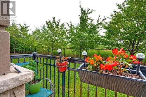 111 - 5327 Upper Middle Road, Burlington, ON - Outdoor With Backyard
