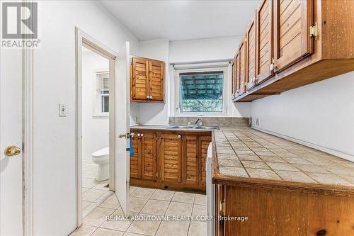 32 Arthur Street, Brant, ON - Indoor