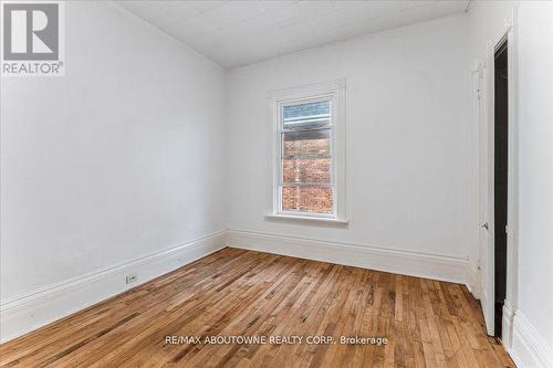 32 Arthur Street, Brant, ON - Indoor Photo Showing Other Room