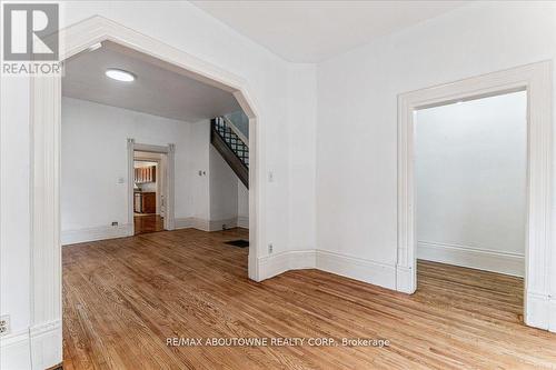 32 Arthur Street, Brant, ON - Indoor Photo Showing Other Room