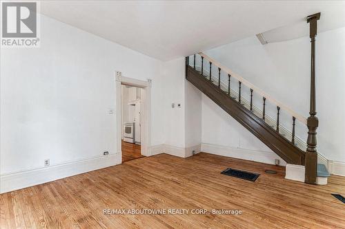 32 Arthur Street, Brant, ON - Indoor Photo Showing Other Room