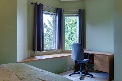 1061 Avondale Place, West Kelowna, BC - Indoor Photo Showing Bedroom