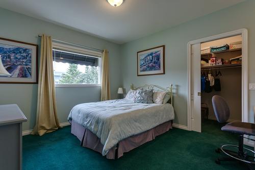 1061 Avondale Place, West Kelowna, BC - Indoor Photo Showing Bedroom