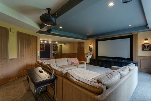 1061 Avondale Place, West Kelowna, BC - Indoor Photo Showing Other Room