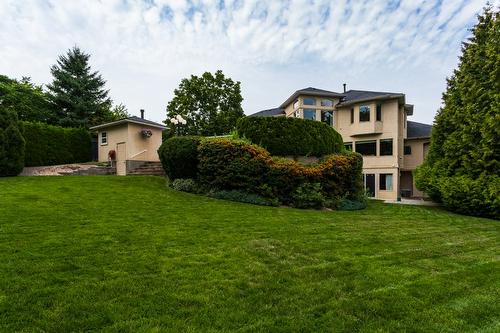 1061 Avondale Place, West Kelowna, BC - Outdoor