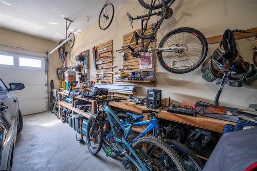 3774 Glover Avenue, Armstrong, BC - Indoor Photo Showing Garage