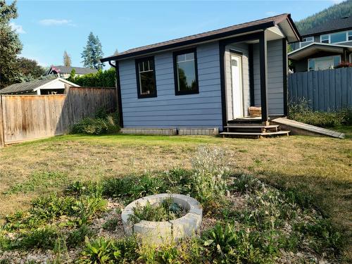 1350 13 Avenue, Salmon Arm, BC - Outdoor