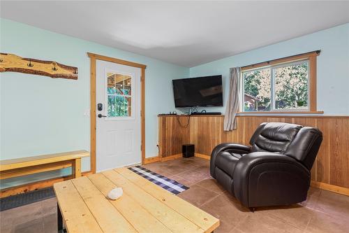 1834 Stepp Pit Road, Sicamous, BC - Indoor