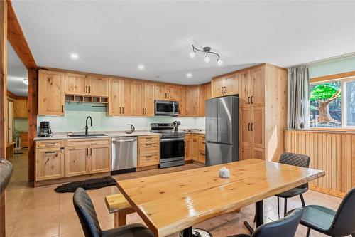 1834 Stepp Pit Road, Sicamous, BC - Indoor Photo Showing Kitchen