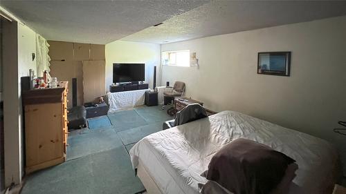 8774 Colony Road, Wardner, BC - Indoor