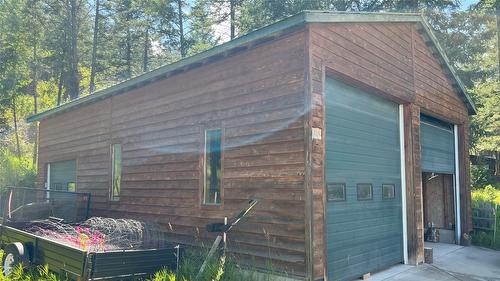 8774 Colony Road, Wardner, BC - Outdoor