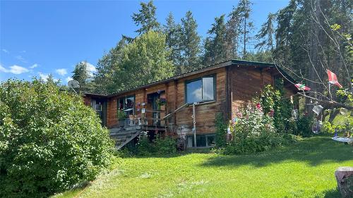 8774 Colony Road, Wardner, BC - Outdoor