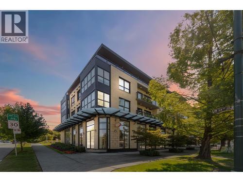 3008 Arbutus Street, Vancouver, BC 