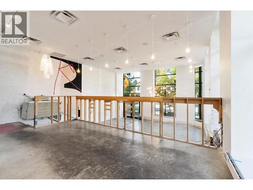 3008 Arbutus Street, Vancouver, BC 