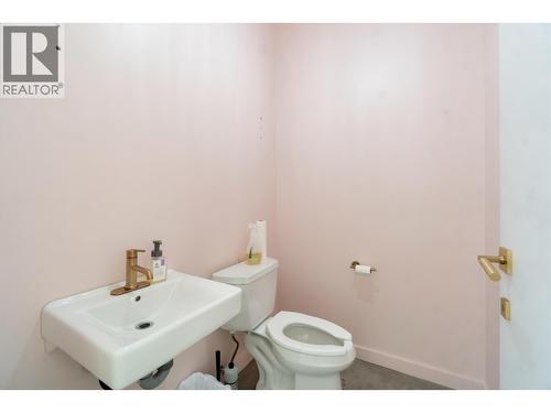 3008 Arbutus Street, Vancouver, BC 