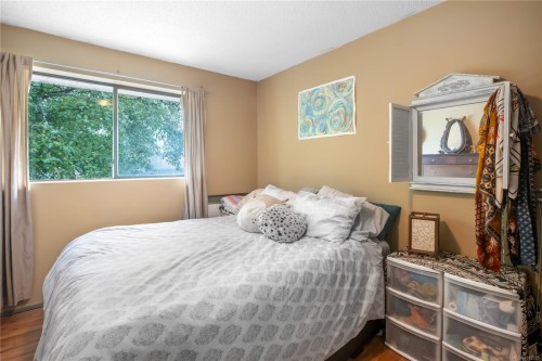 1550 Larch Rd, Ucluelet, BC 