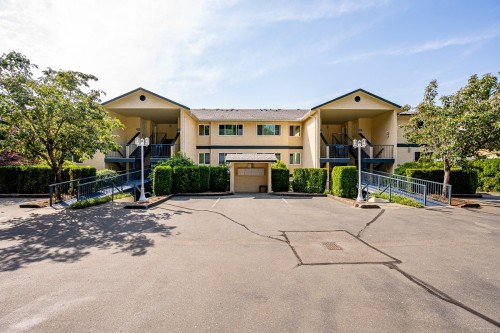 103-1902 Comox Ave, Comox, BC - Outdoor With Facade