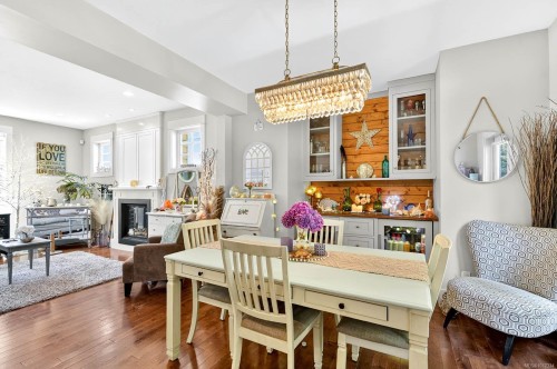 4455 Elizabeth St, Port Alberni, BC 