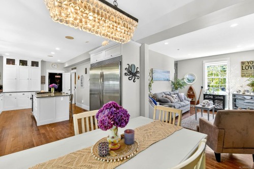 4455 Elizabeth St, Port Alberni, BC 