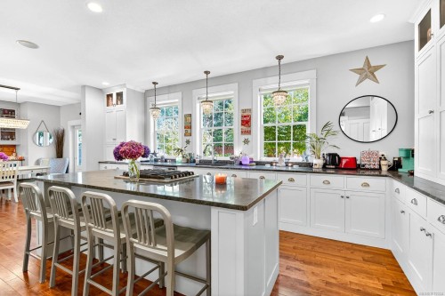 4455 Elizabeth St, Port Alberni, BC 