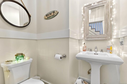 4455 Elizabeth St, Port Alberni, BC 