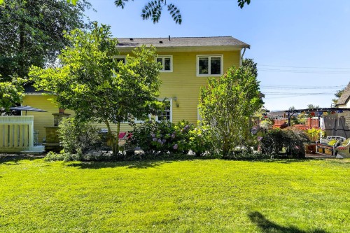 4455 Elizabeth St, Port Alberni, BC 