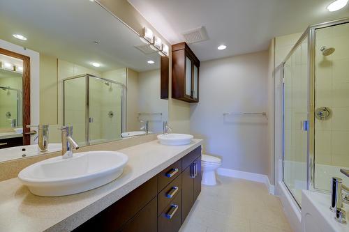 1201-1405 Springhill Drive, Kamloops, BC - Indoor Photo Showing Bathroom