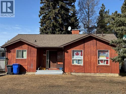 107 Babcock Avenue  Tumbler Ridge, BC V0C 2W0