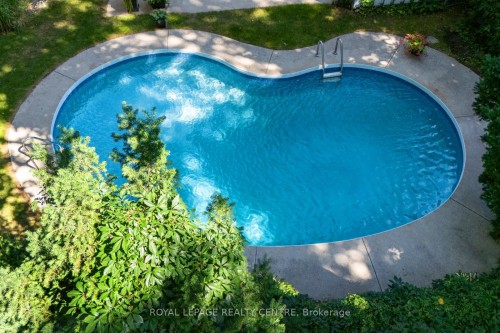 3338 Enniskillen Circle, Mississauga, ON - Outdoor With In Ground Pool