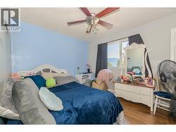 2nd Bedroom upstairs - 