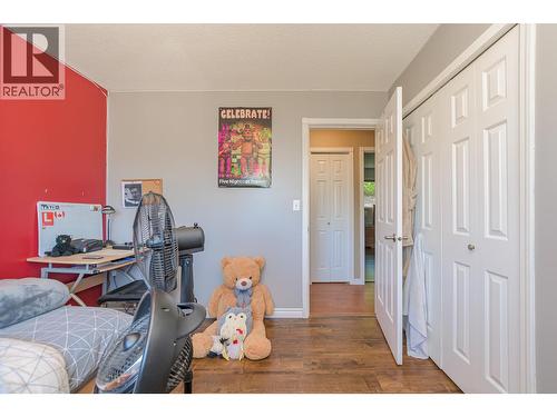 1610 16 Avenue Se, Salmon Arm, BC - Indoor