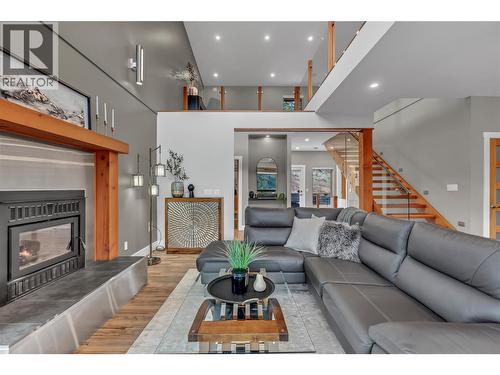 109 Fairway Drive, Kaleden, BC - Indoor Photo Showing Living Room With Fireplace