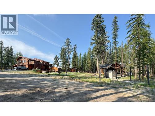 1605 24Th Avenue S, Cranbrook, BC - Outdoor