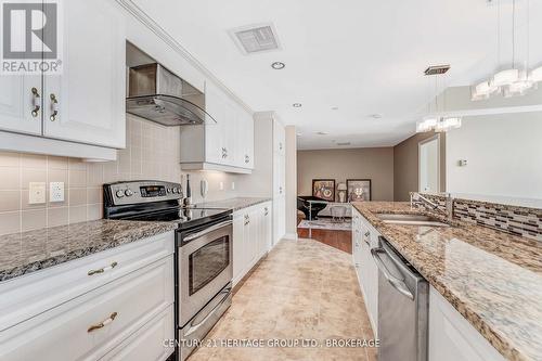 1103 - 90 George Street, Ottawa, ON - Indoor Photo Showing Kitchen With Upgraded Kitchen