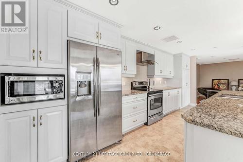1103 - 90 George Street, Ottawa, ON - Indoor Photo Showing Kitchen