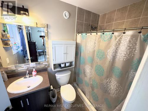 1651 Crimson Crescent, Kingston (City Northwest), ON - Indoor Photo Showing Bathroom