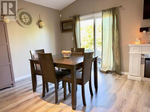1651 Crimson Crescent, Kingston (City Northwest), ON - Indoor Photo Showing Dining Room