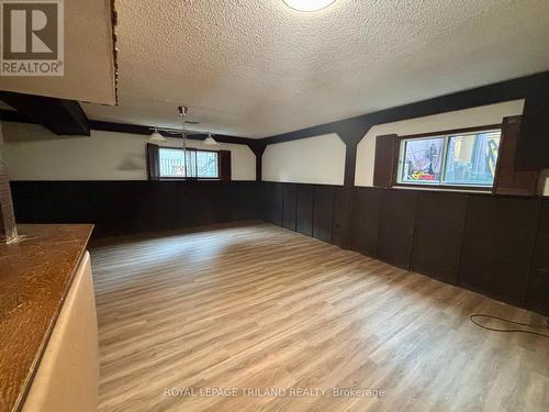 358 Helen Drive, Strathroy-Caradoc (Nw), ON - Indoor Photo Showing Other Room