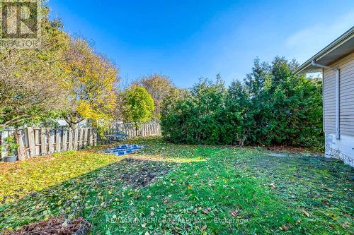 Basement - 11 Queensbury Drive, Hamilton, ON - Outdoor