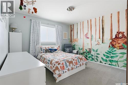 551 Kensington Place, Saskatoon, SK - Indoor Photo Showing Bedroom