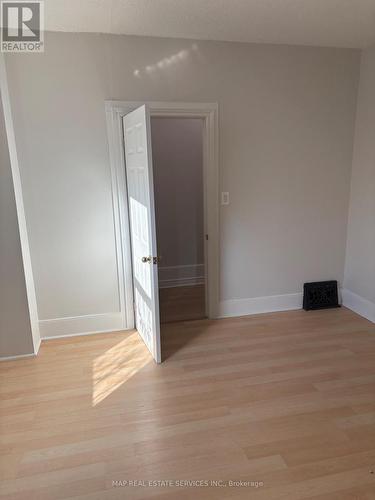 15 Wallace Street, Vaughan, ON - Indoor Photo Showing Other Room