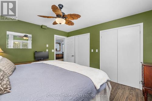 290 South Waseosa Lake Road, Huntsville, ON - Indoor Photo Showing Bedroom