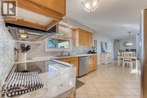 111 Danforth, Leamington, ON - Indoor Photo Showing Kitchen