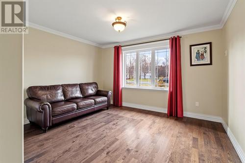 40 Garden Road, Conception Bay South, NL - Indoor Photo Showing Living Room