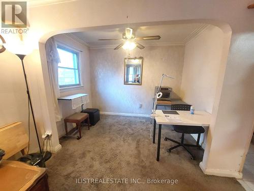 29 Holland Avenue, Toronto, ON - Indoor Photo Showing Office