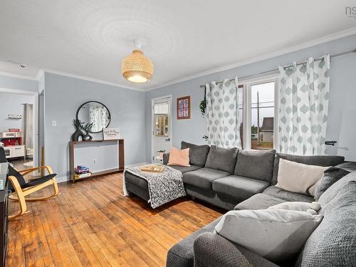 13935 Highway 1, Hants Border, NS 