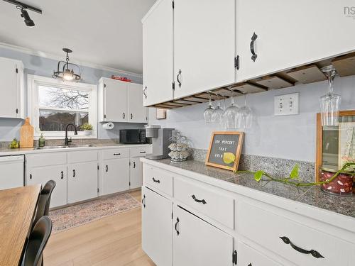 13935 Highway 1, Hants Border, NS 