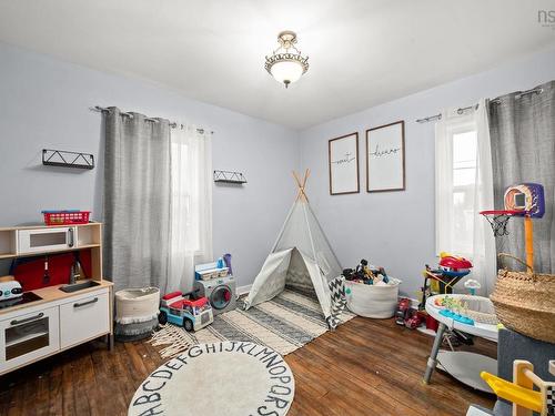 13935 Highway 1, Hants Border, NS 