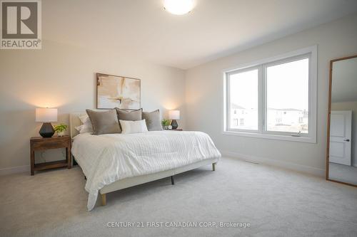 4295 Calhoun Way, London South (South V), ON - Indoor Photo Showing Bedroom